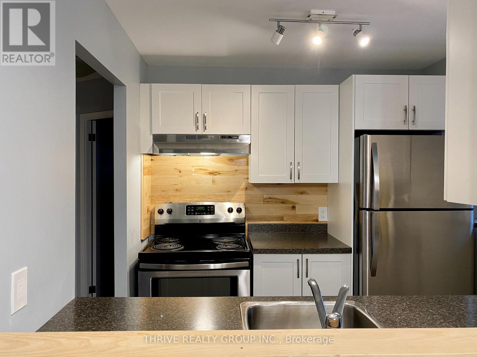 12 Edith Street, London North, Ontario  N6H 2E8 - Photo 10 - X12554932