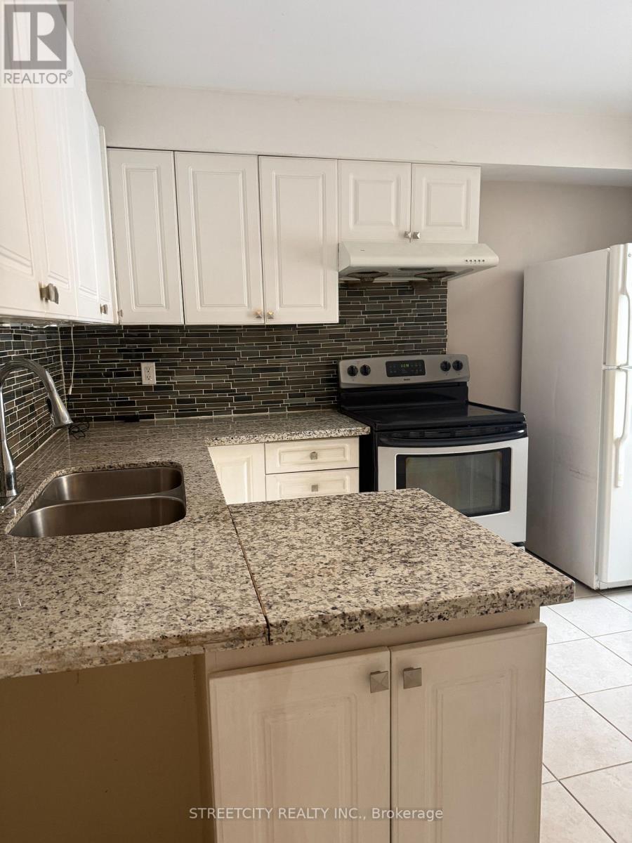 230 Hill Street, London East, Ontario  N6B 1C9 - Photo 7 - X12554940