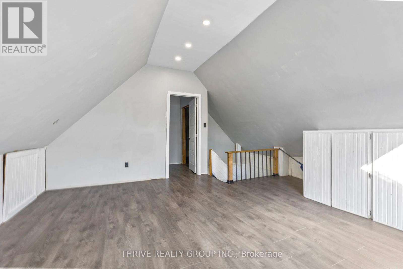 11 Forest Avenue, St. Thomas, Ontario  N5R 2J1 - Photo 17 - X12554988