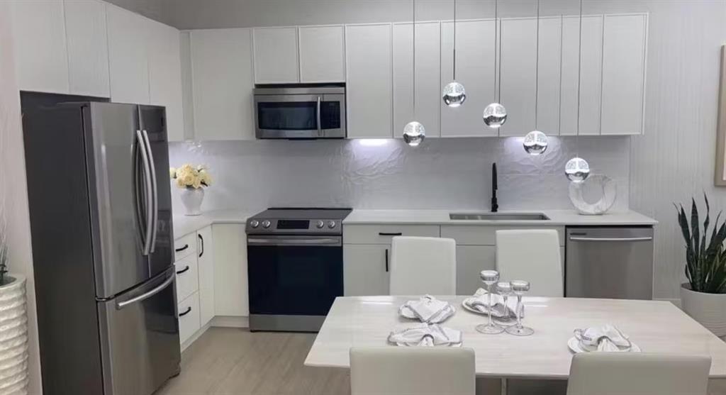 617 10661 137a Street, Surrey, British Columbia V3T 4J7 - Photo 3 - R3067757