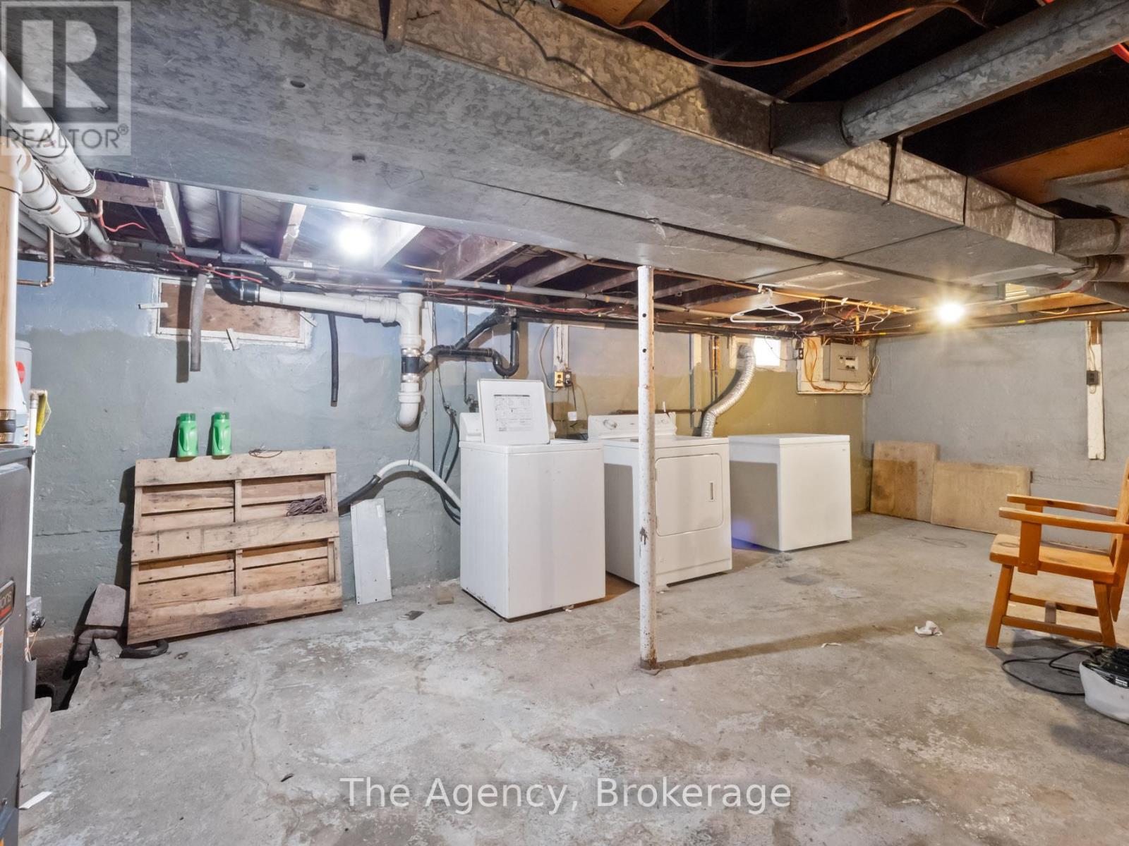 567 Killaly Street E, Port Colborne, Ontario L3K 2J8 - Photo 19 - X12289574