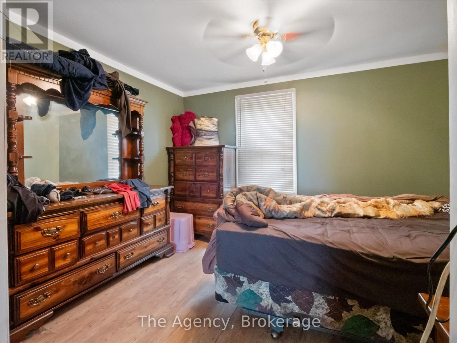 567 Killaly Street E, Port Colborne, Ontario L3K 2J8 - Photo 12 - X12289574