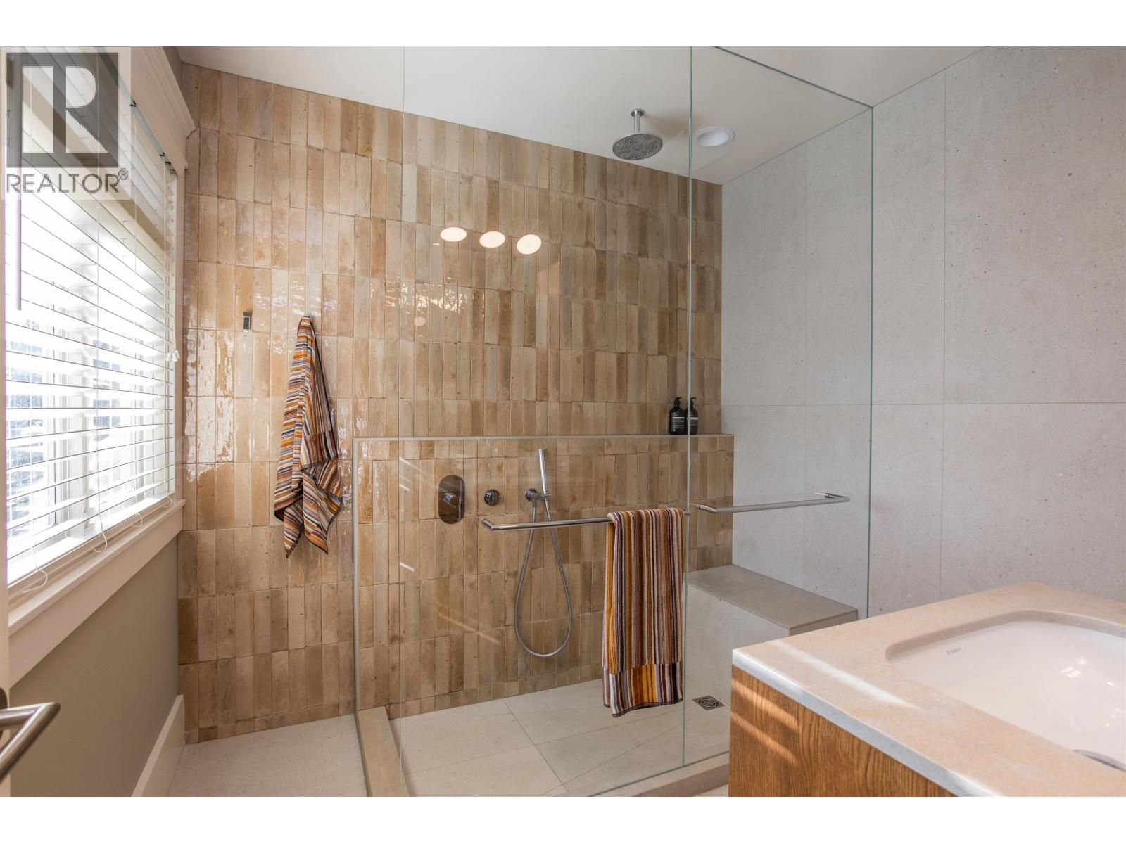 3242 W 3rd Avenue, Vancouver, British Columbia  V6K 1N4 - Photo 23 - R3055205