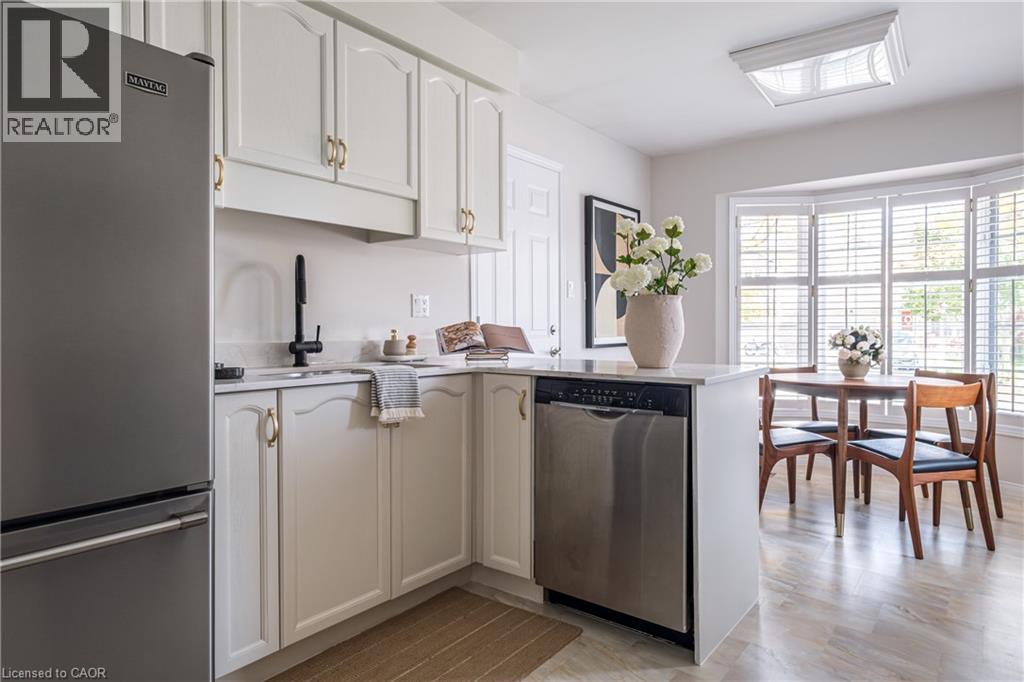 2926 Addison Street, Burlington, Ontario L7M 4K4 - Photo 7 - 40774369