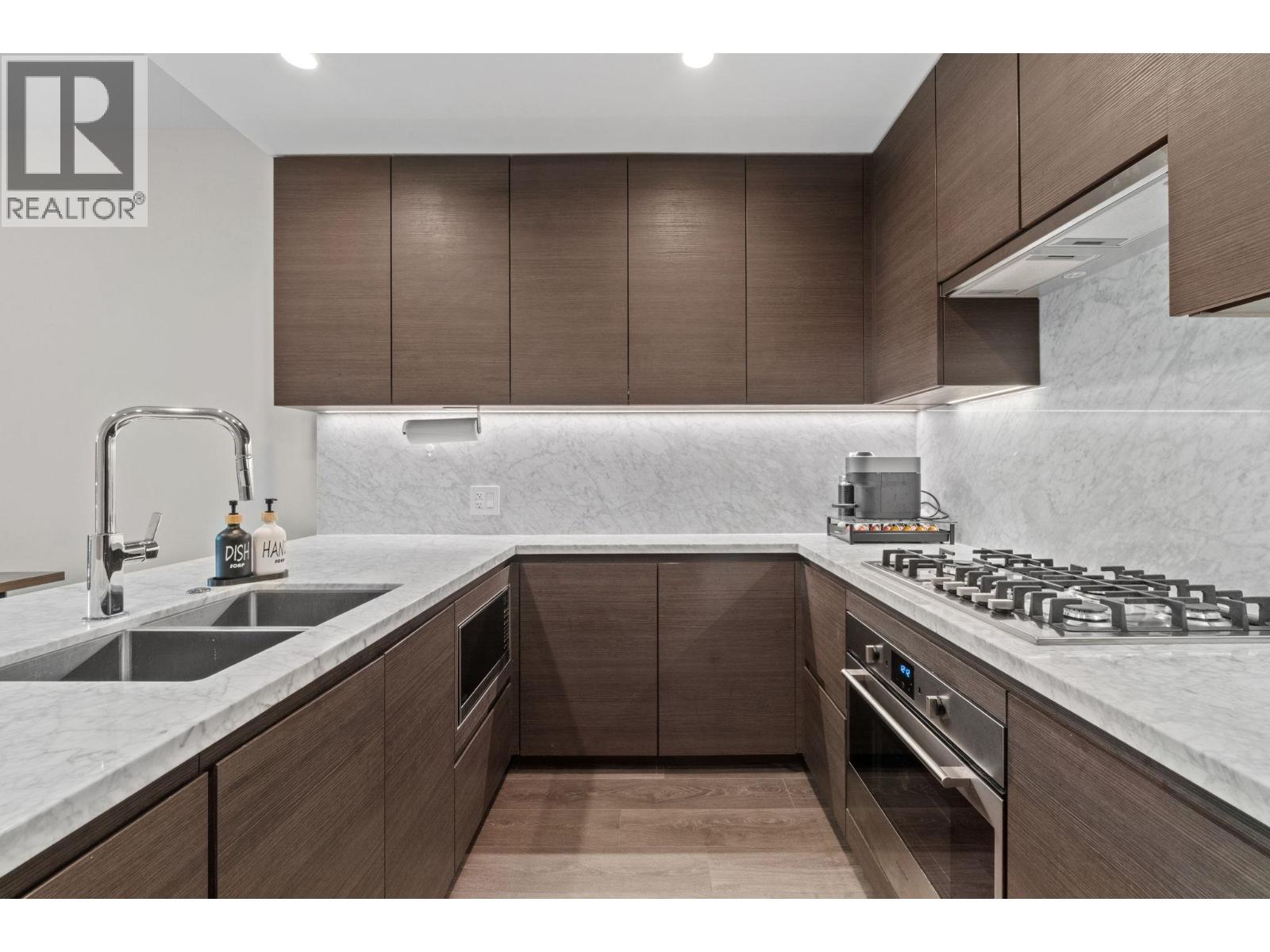 405 305 Morrissey Road, Port Moody, British Columbia  V3H 0M3 - Photo 3 - R3060128