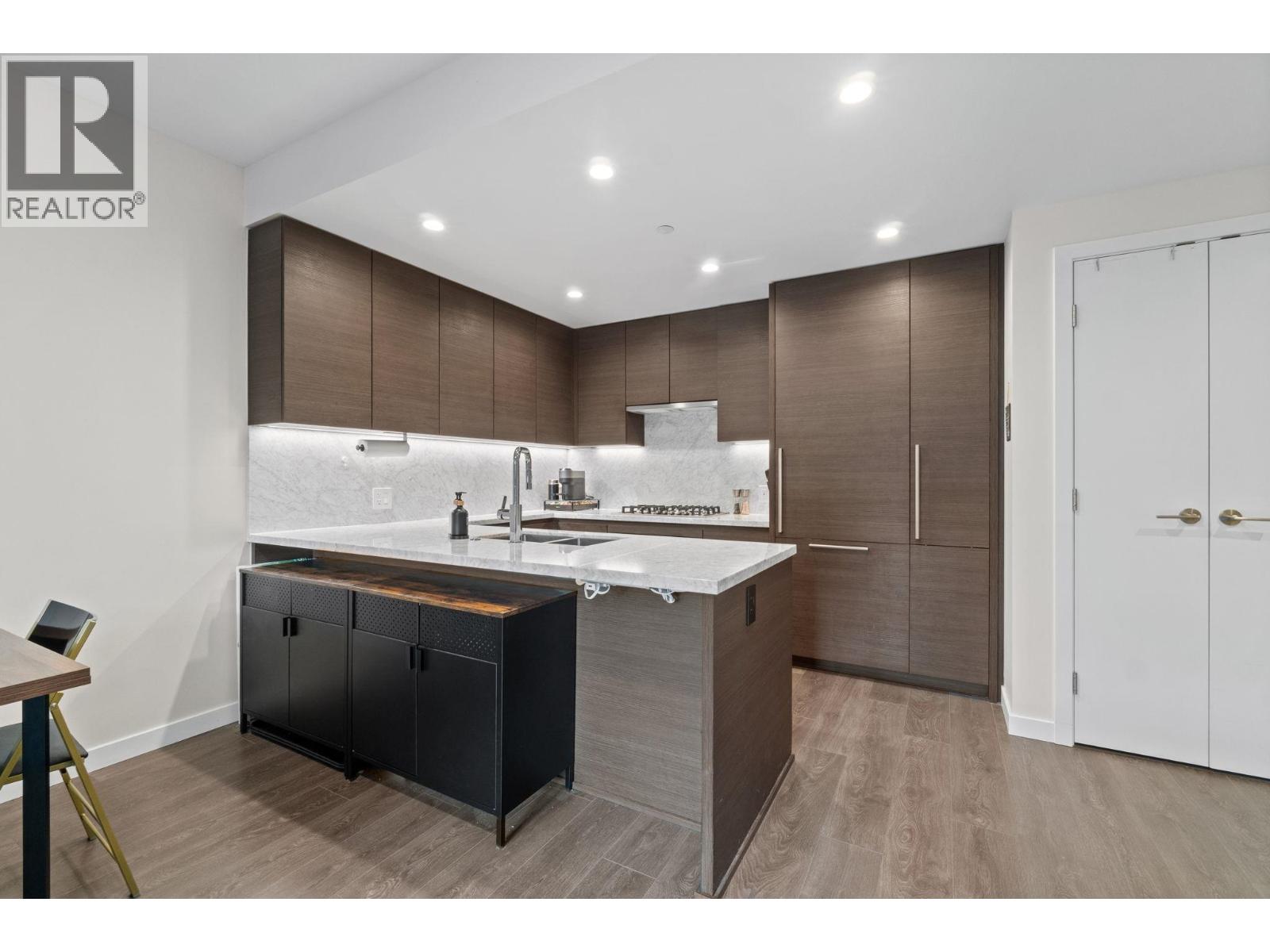 405 305 Morrissey Road, Port Moody, British Columbia  V3H 0M3 - Photo 6 - R3060128