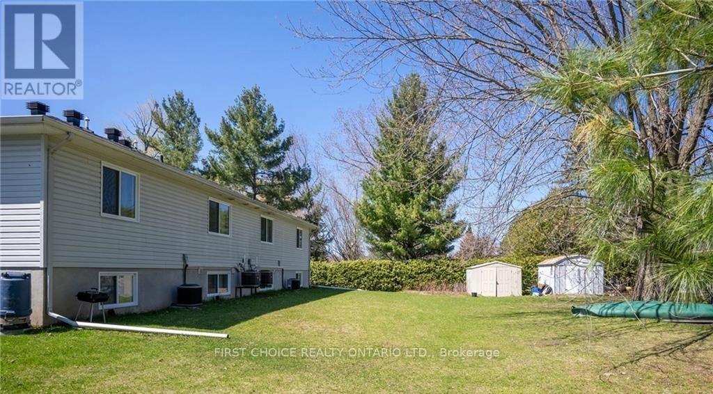 1547 Vercheres Street, Ottawa, Ontario  K1C 7C7 - Photo 31 - X12554892