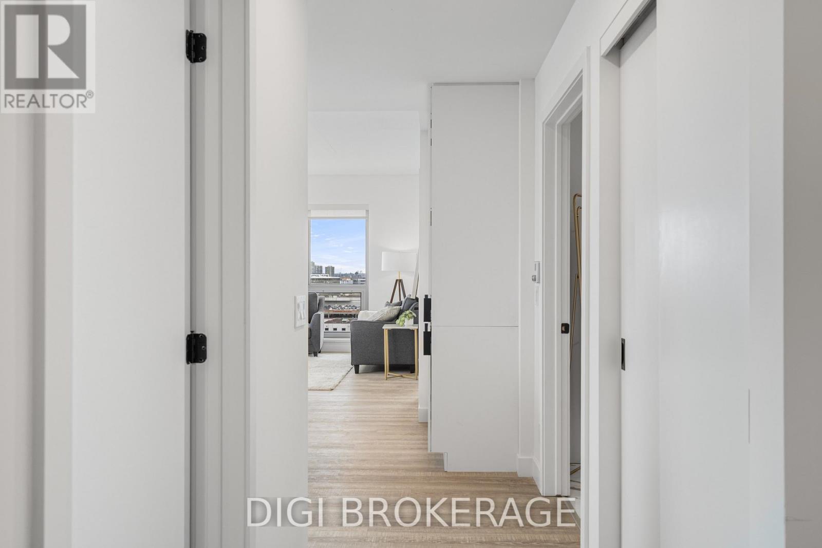 207 - 1240 Cummings Avenue, Ottawa, Ontario  K1J 0E3 - Photo 6 - X12554912