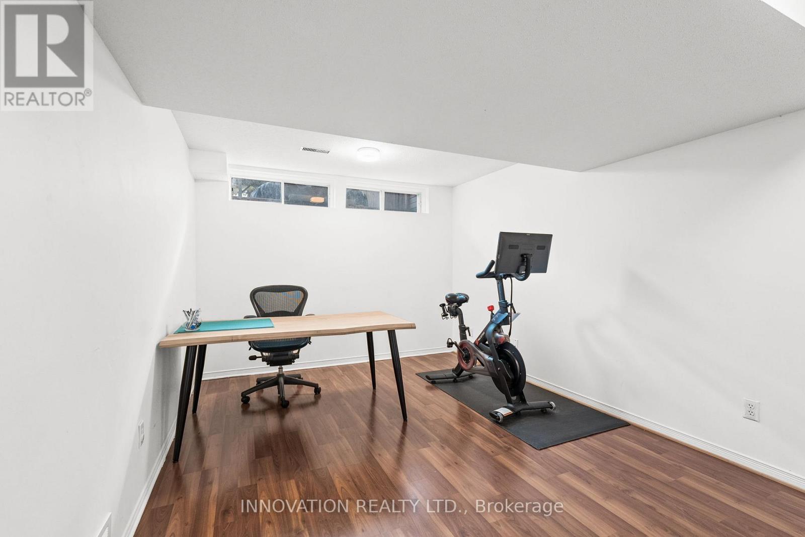 20 Banchory Crescent, Ottawa, Ontario  K2K 2V4 - Photo 20 - X12554954