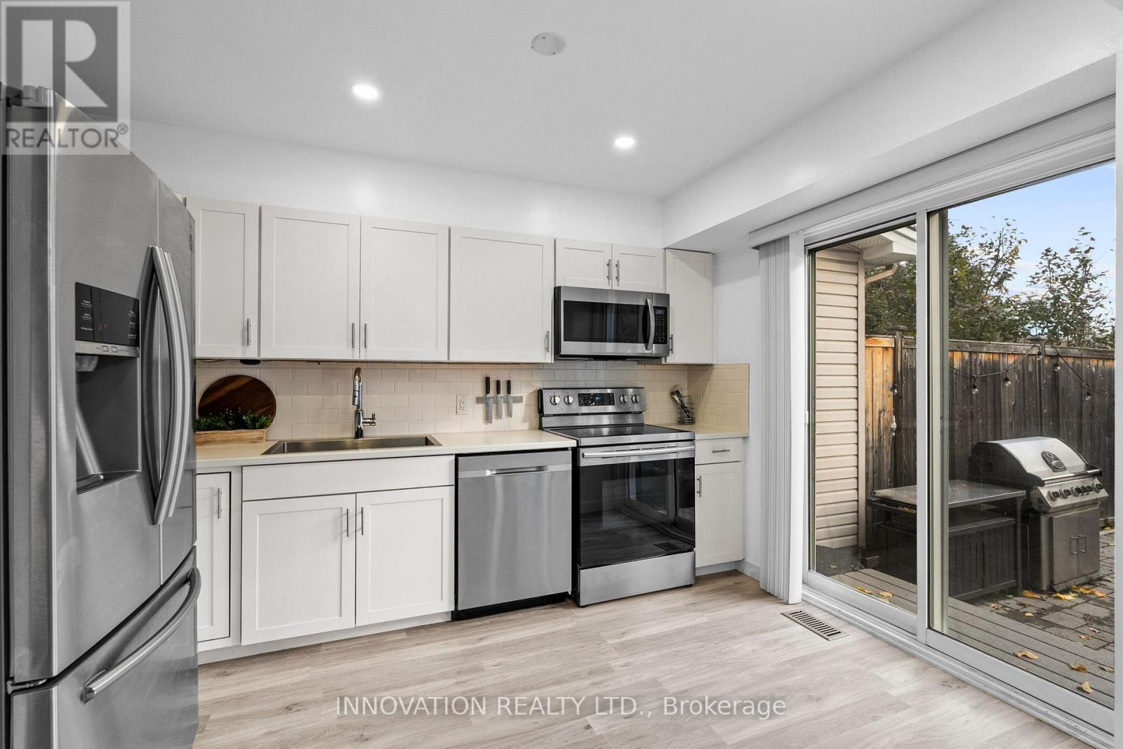 20 Banchory Crescent, Ottawa, Ontario  K2K 2V4 - Photo 9 - X12554954