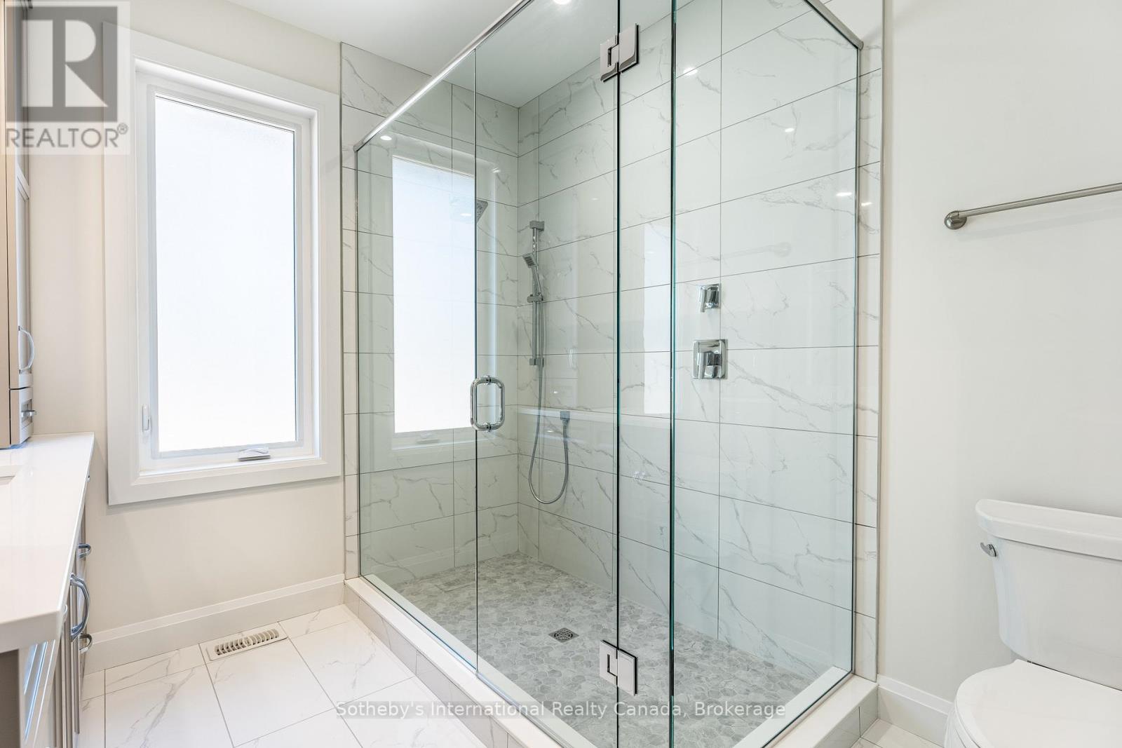 77 Cedar Street, Brant, Ontario  N3L 4G1 - Photo 10 - X12554850