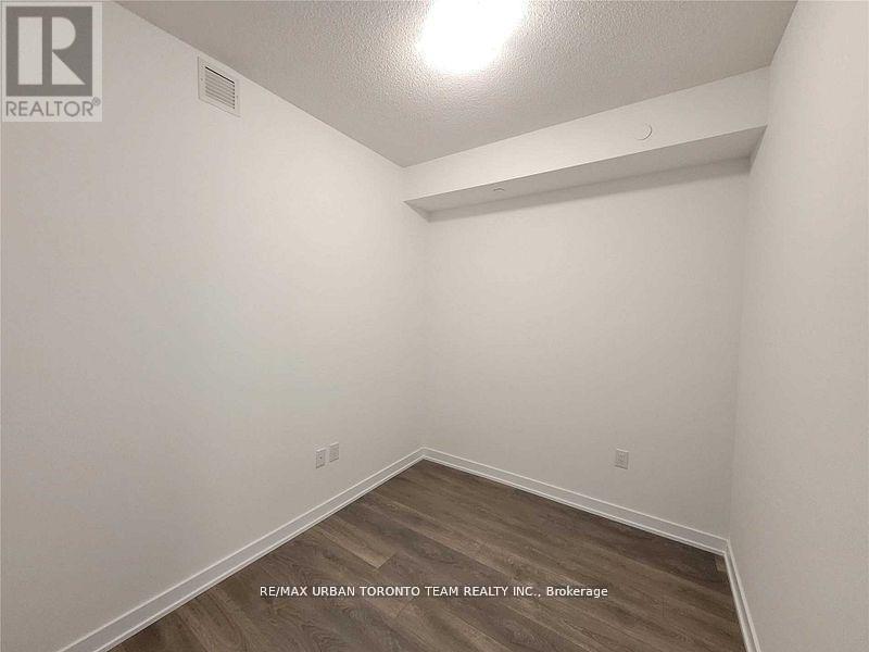 1712 - 10 Honeycrisp Crescent, Vaughan, Ontario  L4K 0M7 - Photo 10 - N12554542