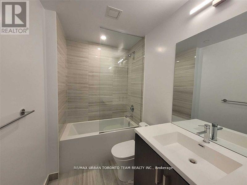 1712 - 10 Honeycrisp Crescent, Vaughan, Ontario  L4K 0M7 - Photo 9 - N12554542