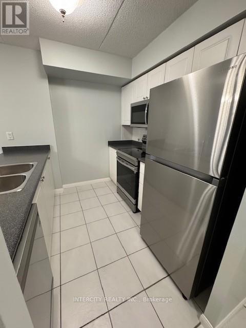 304 - 250 Pine Grove Road, Vaughan, Ontario  L4L 9M6 - Photo 8 - N12554626