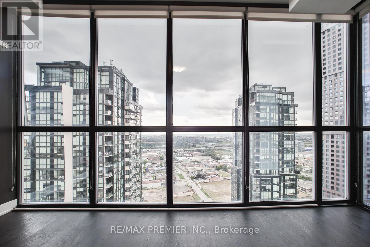 3203 - 2908 Highway 7 Road, Vaughan, Ontario  L4K 0K5 - Photo 15 - N12554660