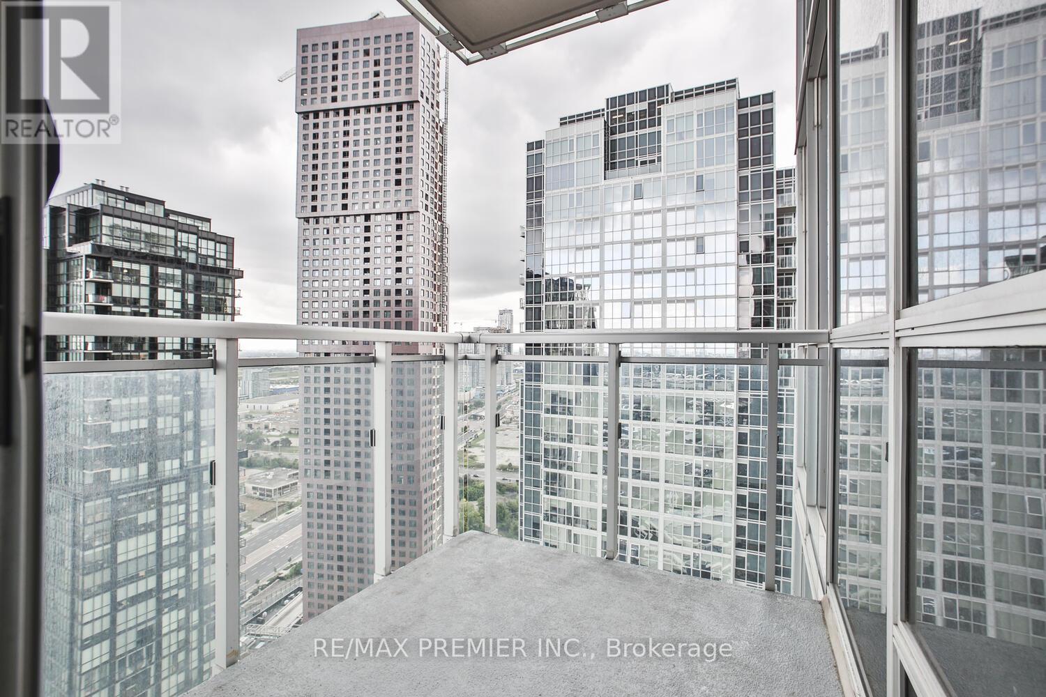 3203 - 2908 Highway 7 Road, Vaughan, Ontario  L4K 0K5 - Photo 17 - N12554660