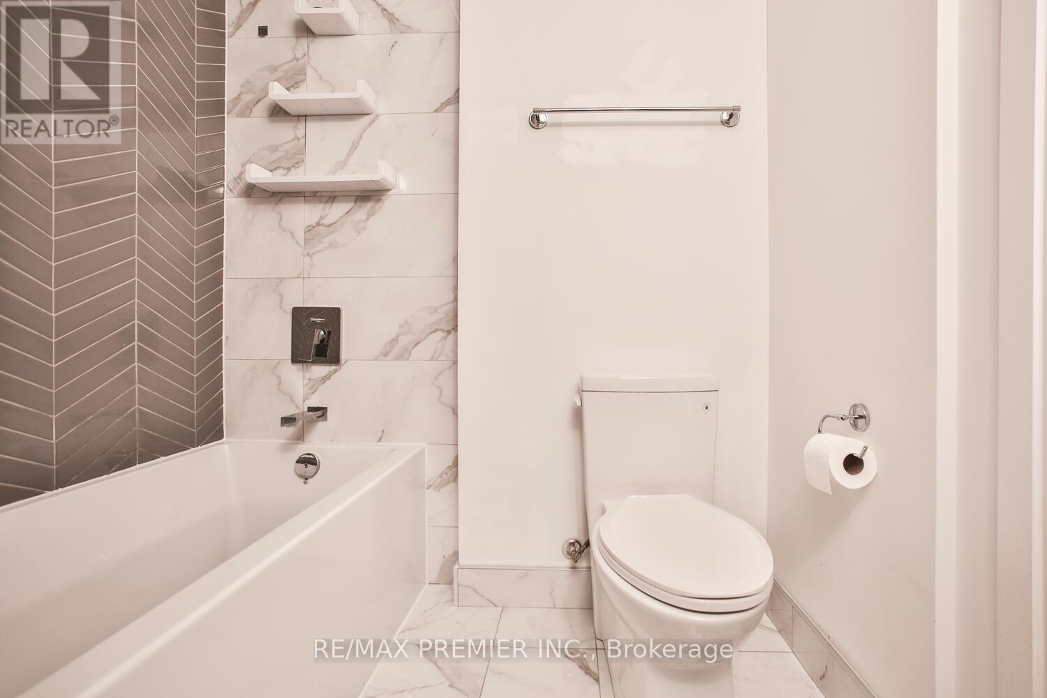 3203 - 2908 Highway 7 Road, Vaughan, Ontario  L4K 0K5 - Photo 25 - N12554660