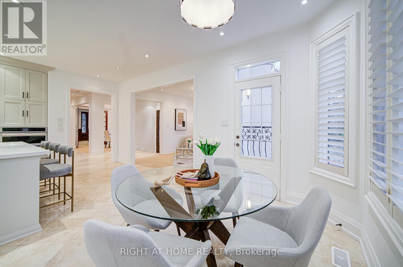 125 Kingsdale Avenue, Toronto, Ontario  M2N 3W5 - Photo 24 - C12459254