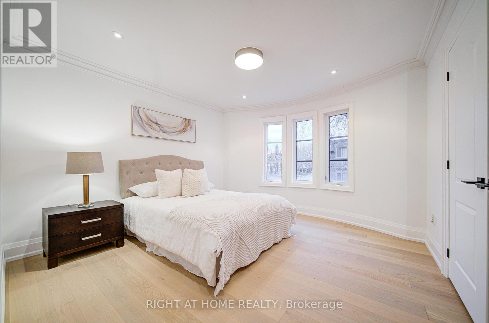 125 Kingsdale Avenue, Toronto, Ontario  M2N 3W5 - Photo 35 - C12459254