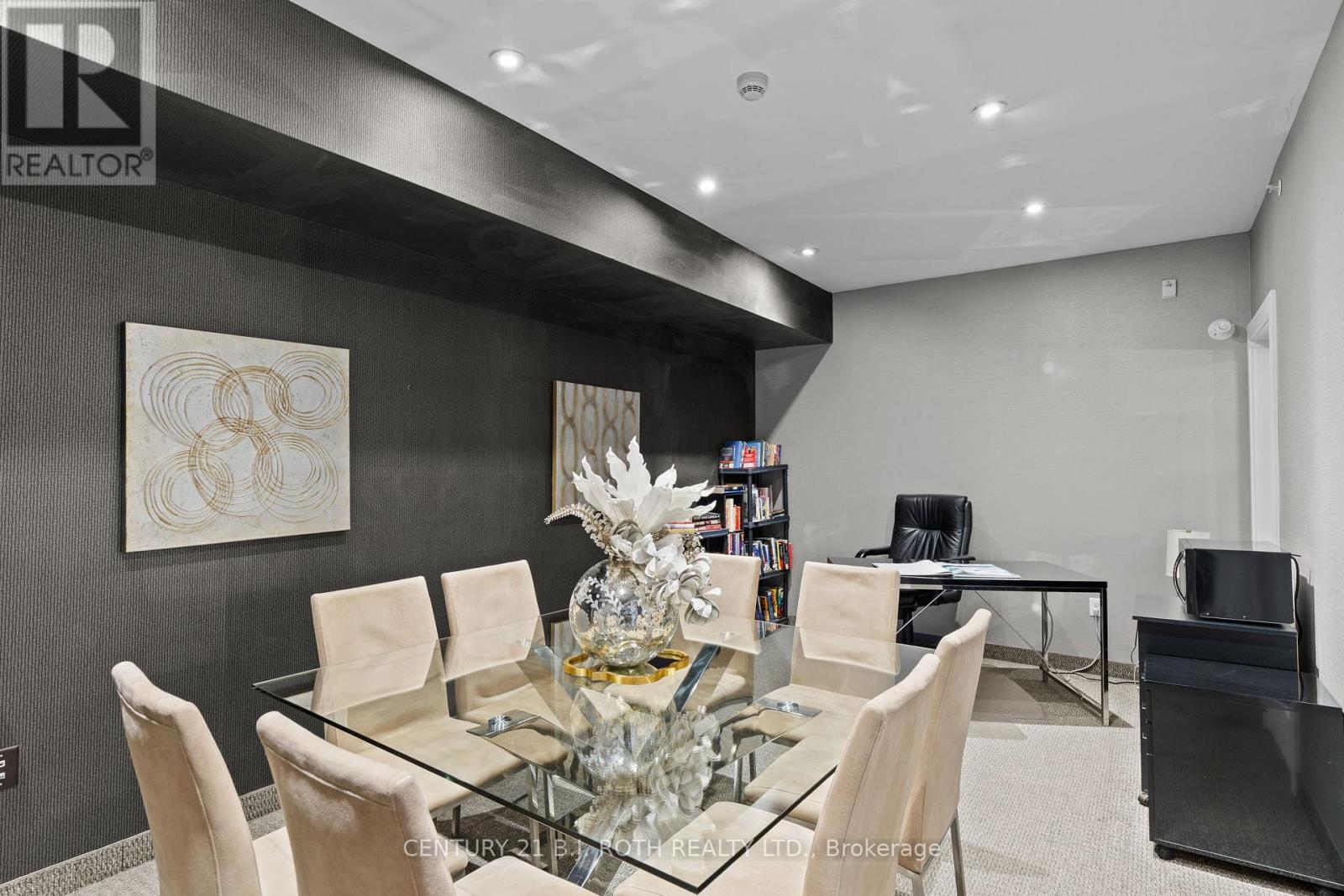 412 - 44 Ferndale Drive S, Barrie (Ardagh), Ontario L4N 2V1 - Photo 3 - S12554584