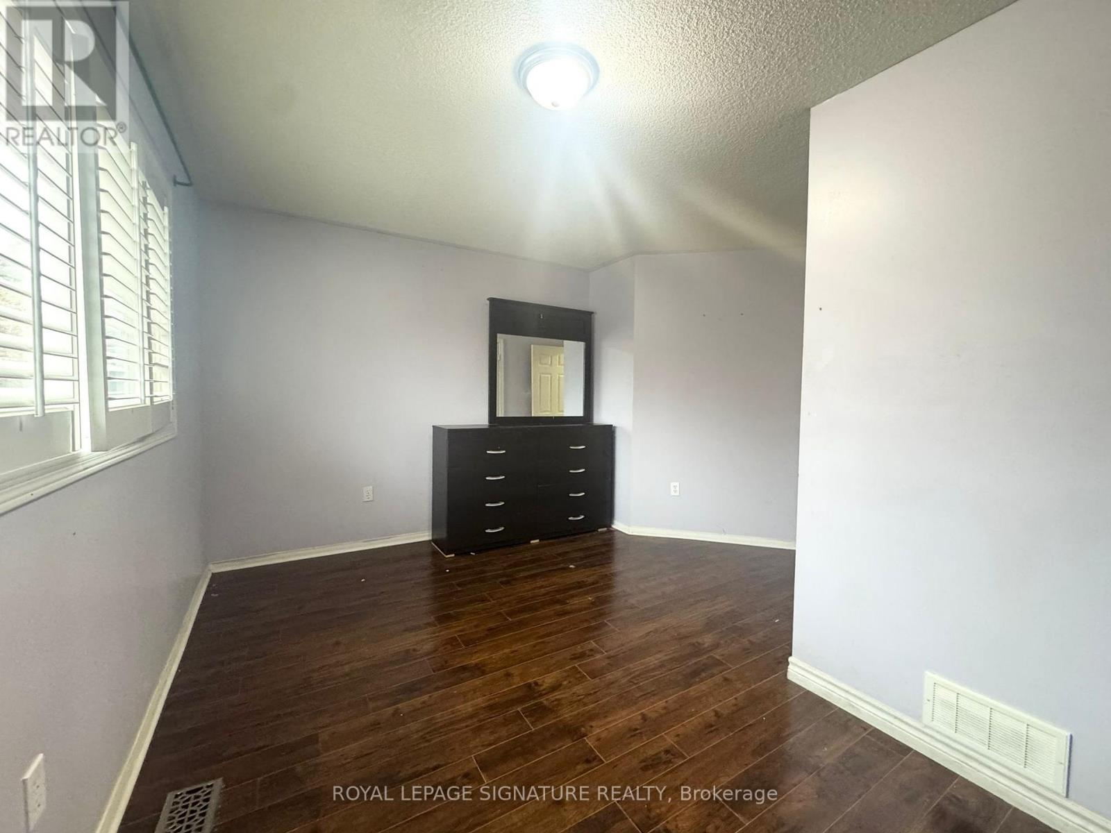 Upper - 13 Southwell Place, Brampton, Ontario  L6Z 4S8 - Photo 14 - W12500660