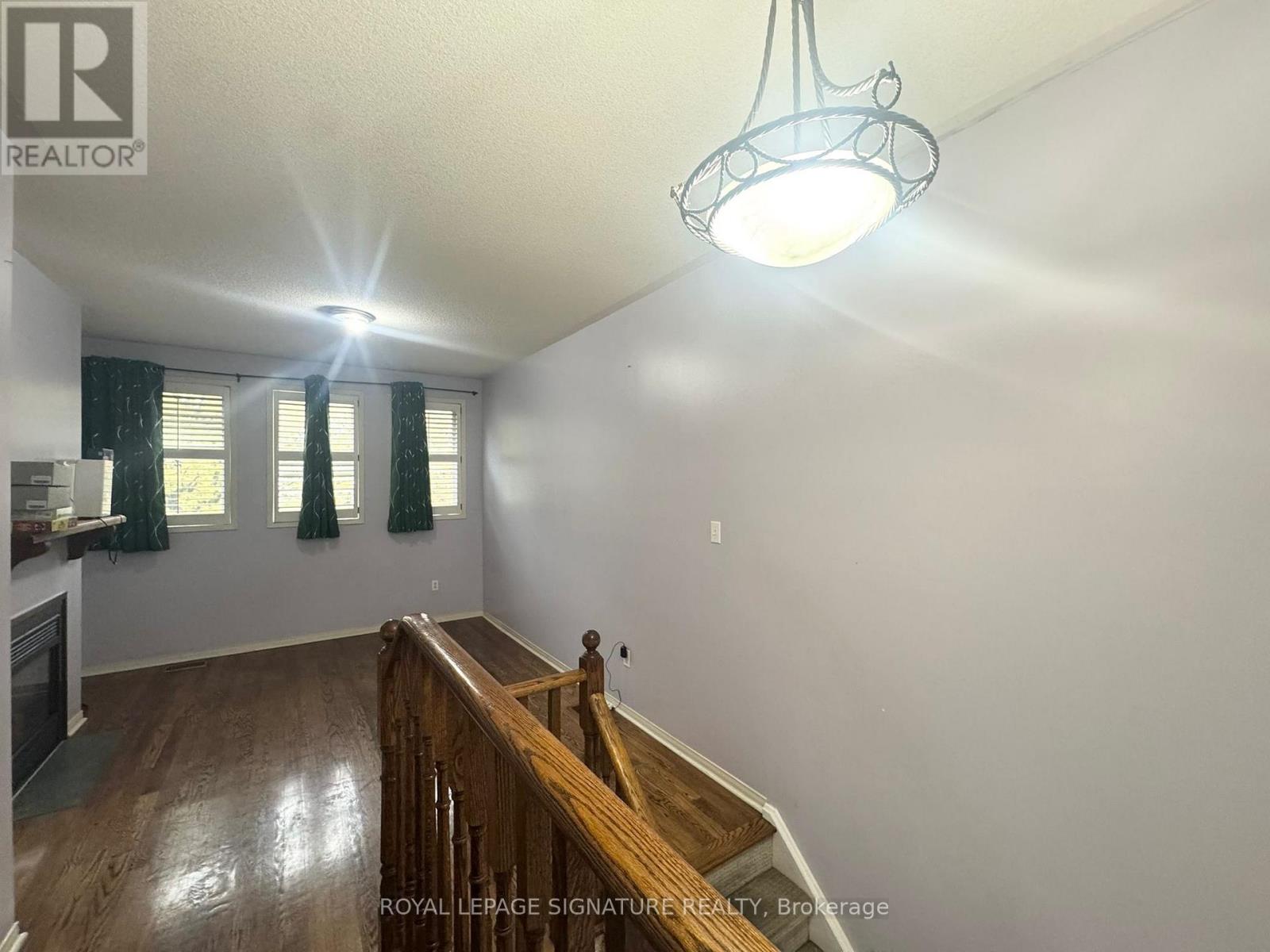 Upper - 13 Southwell Place, Brampton, Ontario  L6Z 4S8 - Photo 20 - W12500660