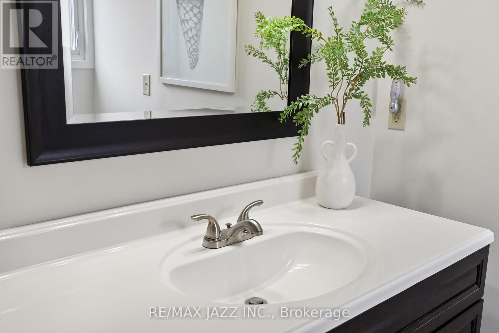 15 Bluffs Road, Clarington, Ontario  L1B 1A3 - Photo 31 - E12481651