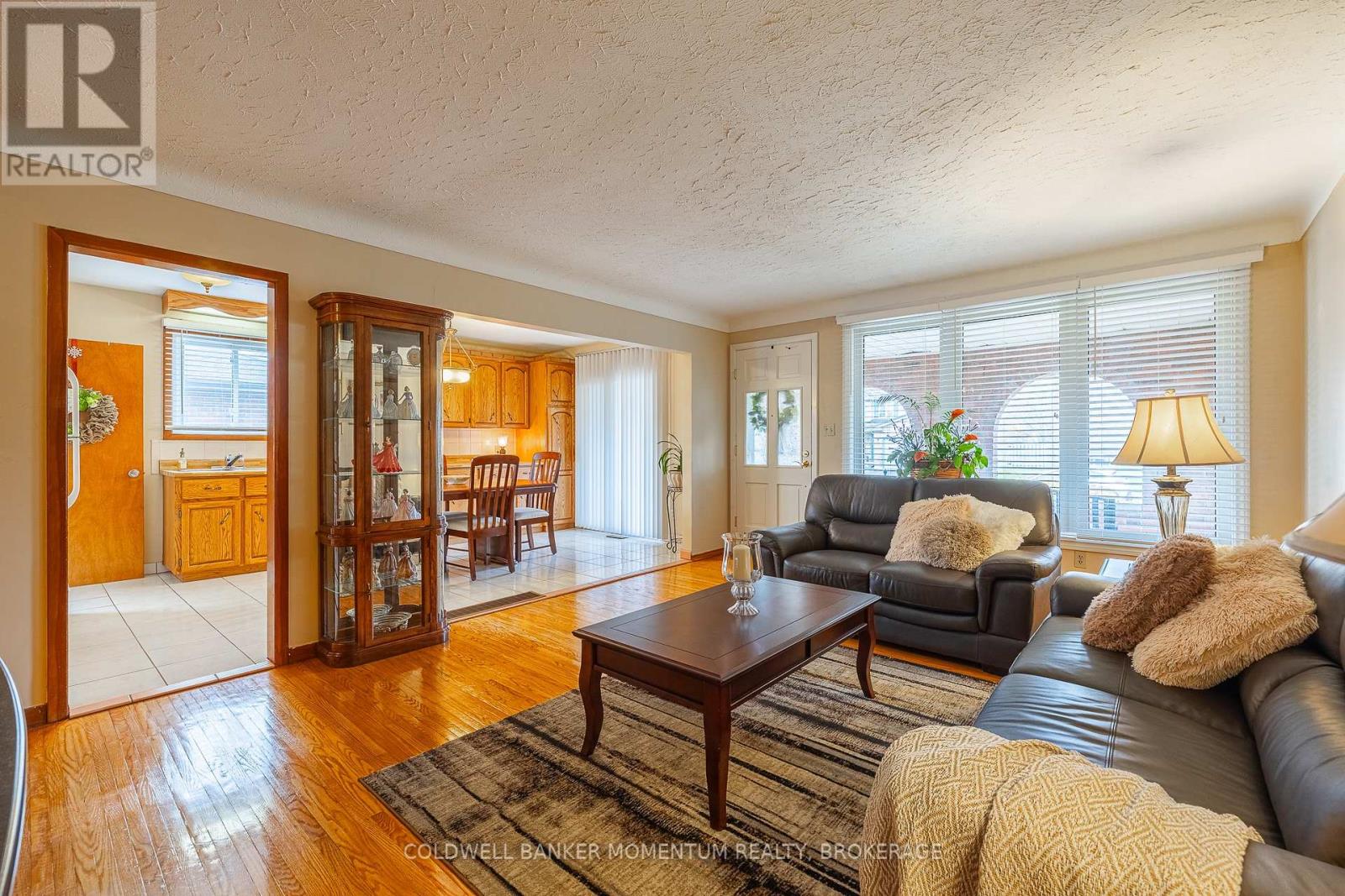 47 Kilgour Avenue, Welland, Ontario  L3C 2P8 - Photo 11 - X12554880