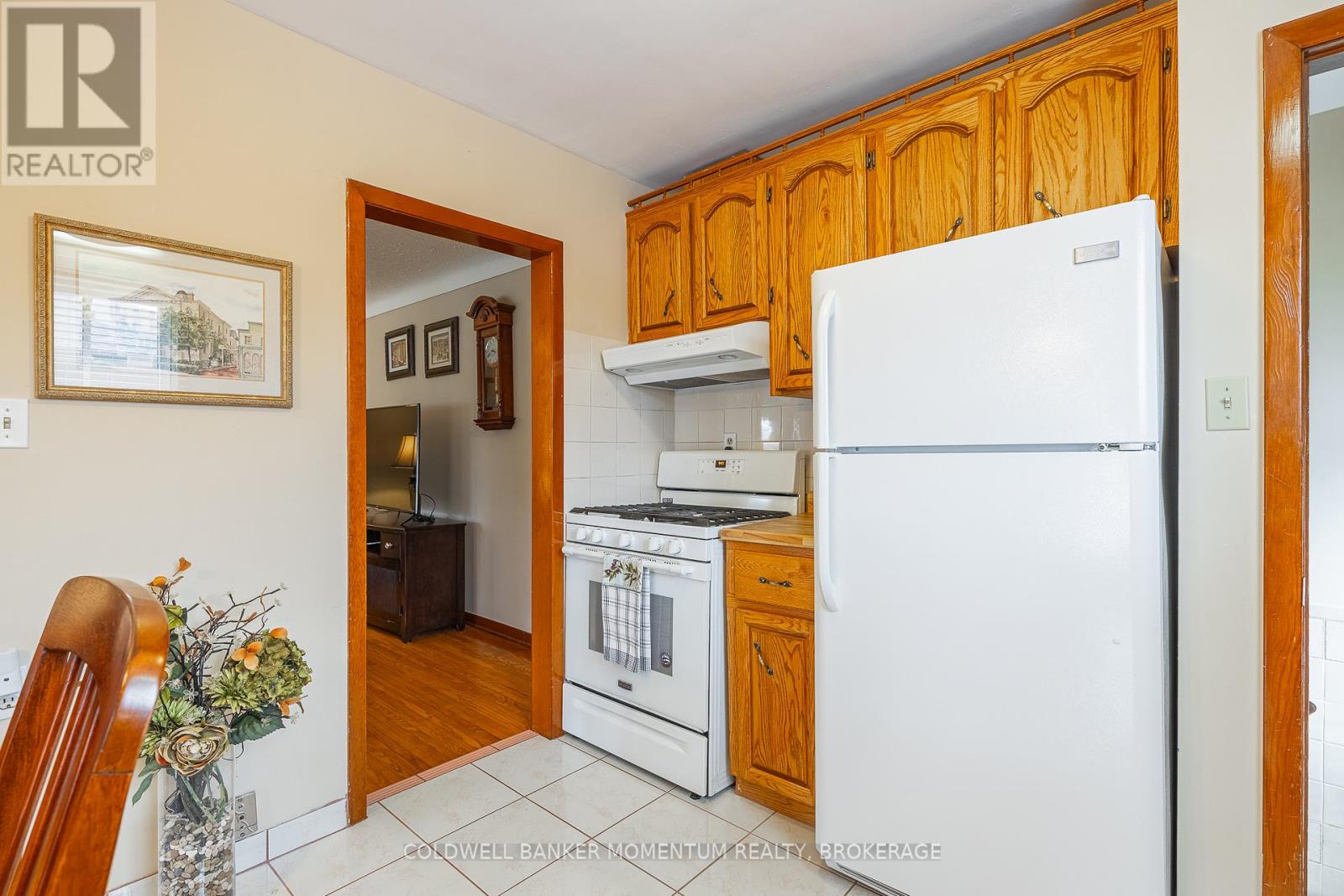 47 Kilgour Avenue, Welland, Ontario  L3C 2P8 - Photo 15 - X12554880