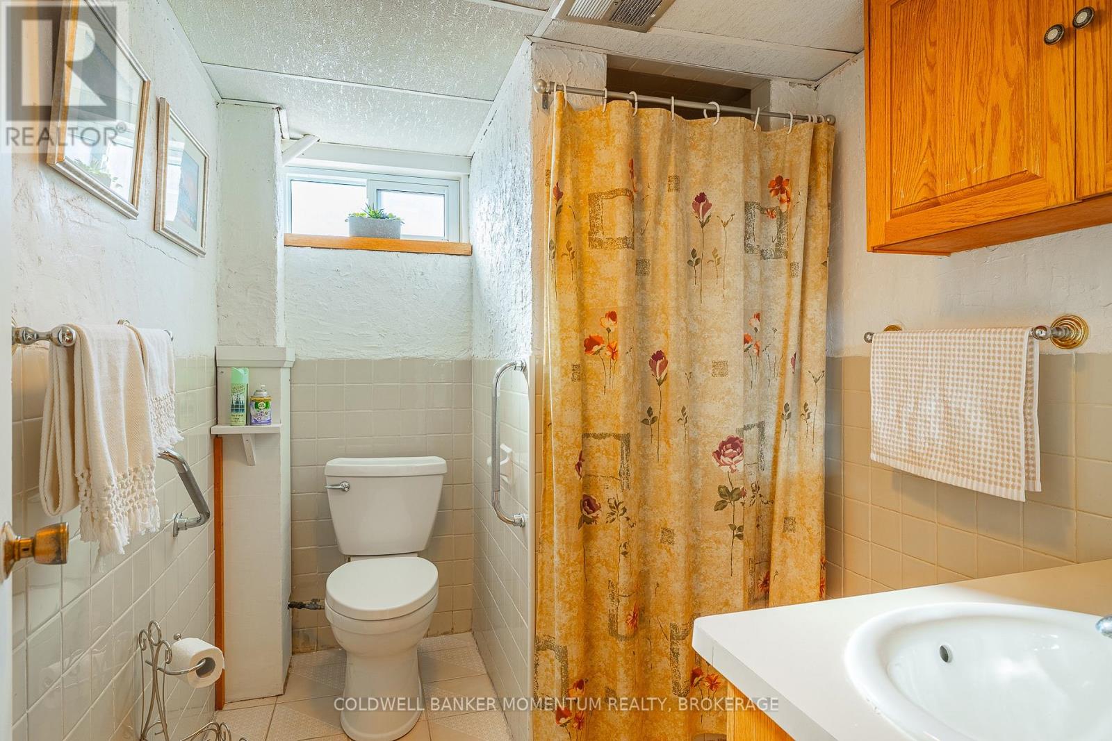 47 Kilgour Avenue, Welland, Ontario  L3C 2P8 - Photo 32 - X12554880