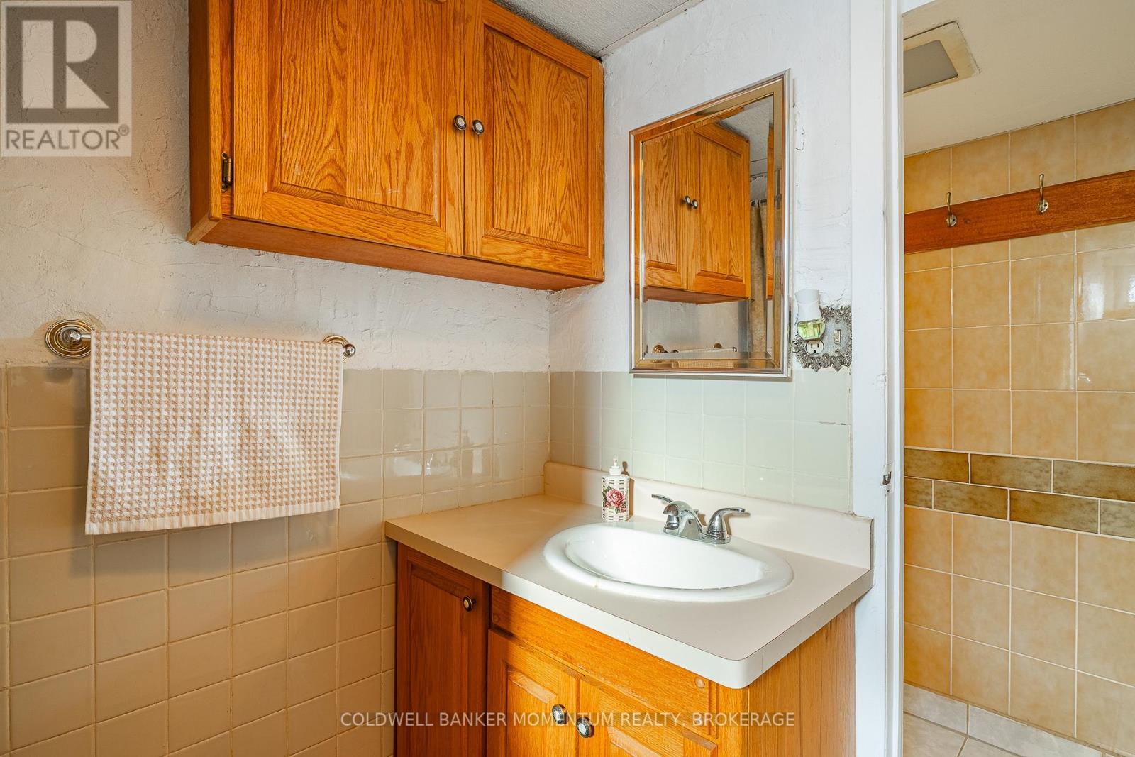 47 Kilgour Avenue, Welland, Ontario  L3C 2P8 - Photo 33 - X12554880