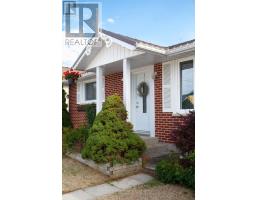 74 WILLIAM STREET, Kawartha Lakes, Ontario