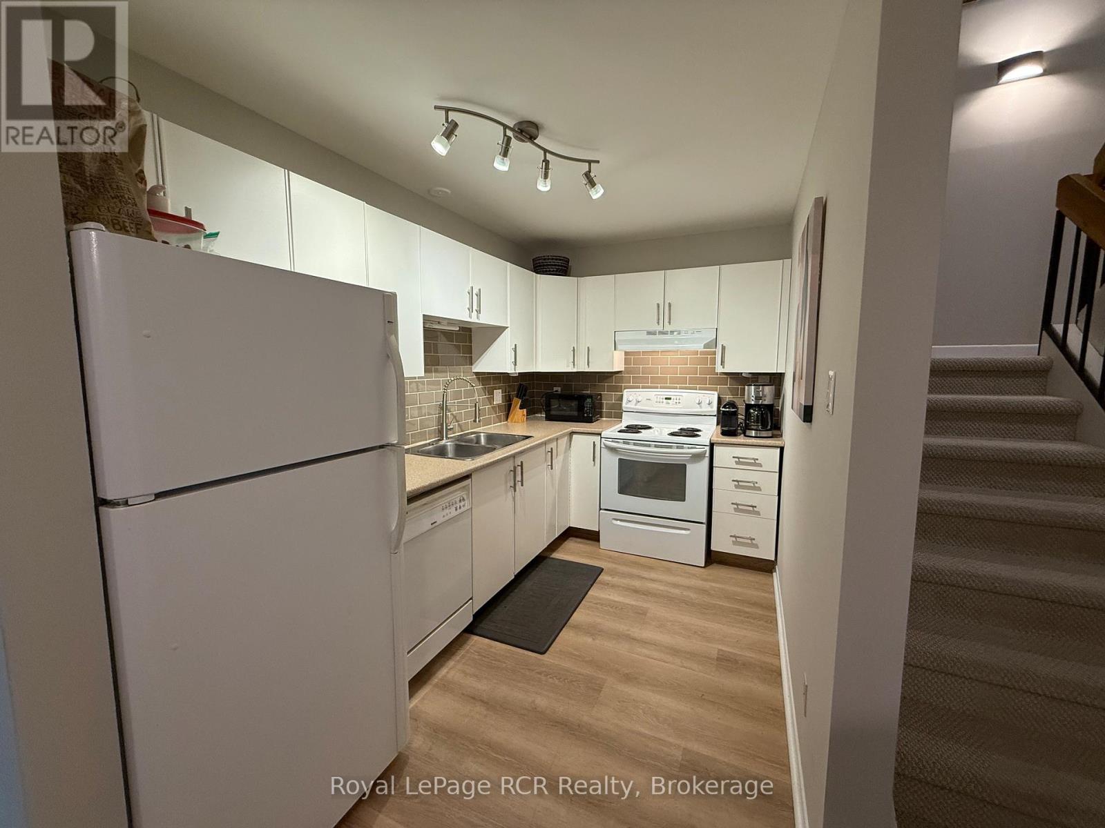 2 - 2 Trafalgar Road, Collingwood, Ontario  L9Y 5G4 - Photo 8 - S12554722