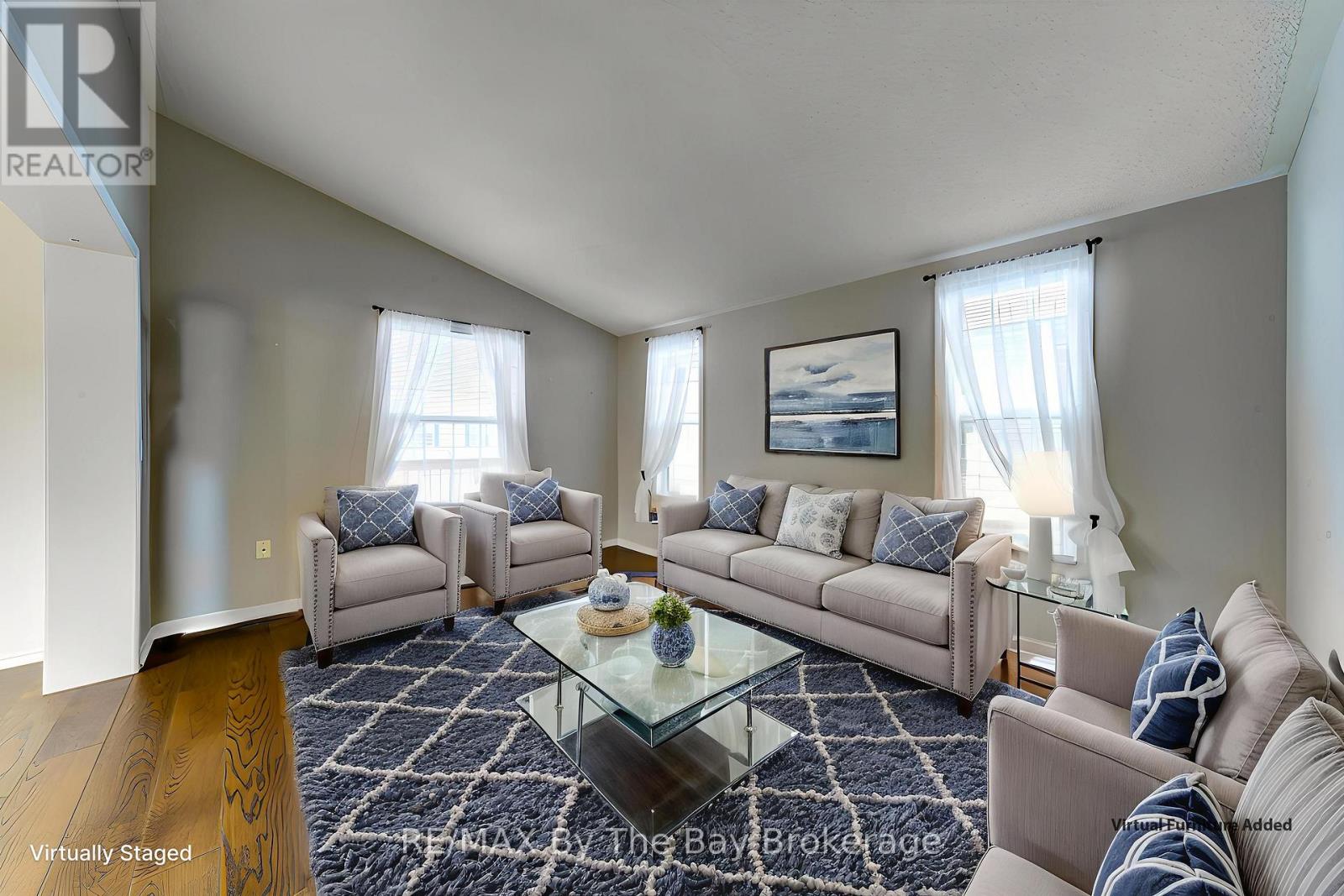 45 Indiana Avenue, Wasaga Beach, Ontario  L9Z 3A8 - Photo 15 - S12554862