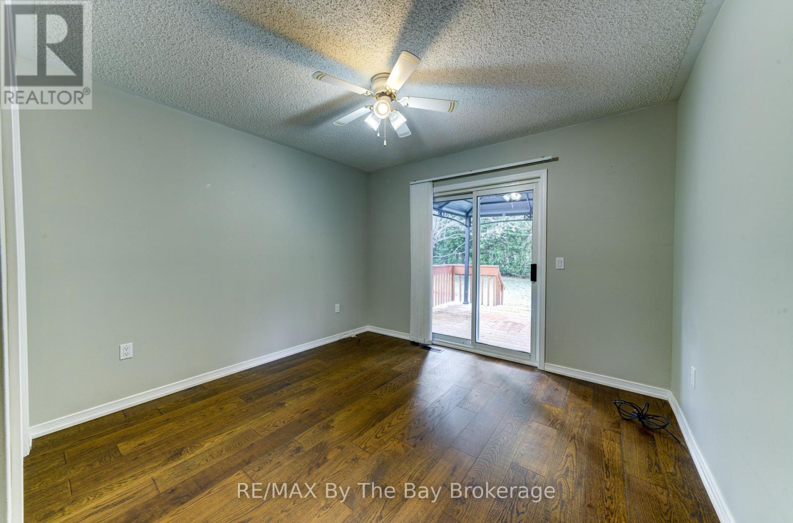 45 Indiana Avenue, Wasaga Beach, Ontario  L9Z 3A8 - Photo 25 - S12554862