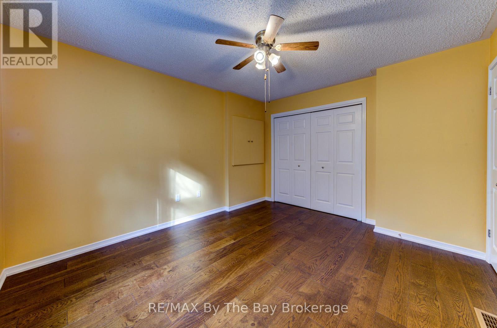 45 Indiana Avenue, Wasaga Beach, Ontario  L9Z 3A8 - Photo 29 - S12554862