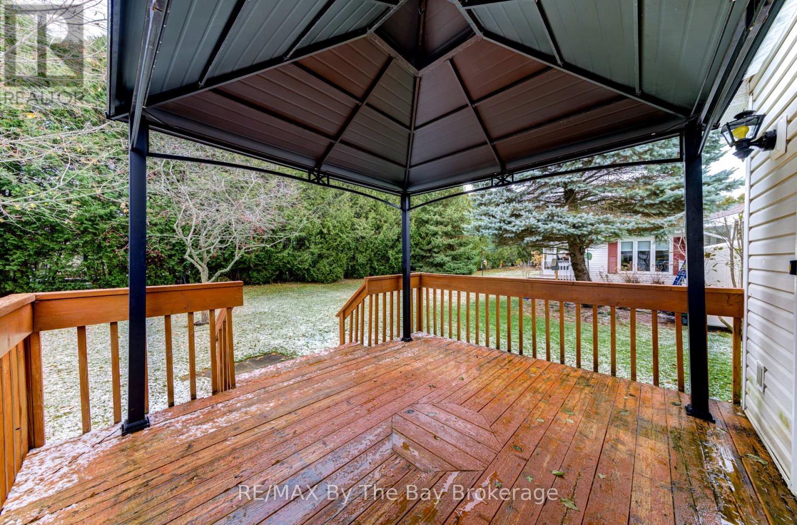 45 Indiana Avenue, Wasaga Beach, Ontario  L9Z 3A8 - Photo 31 - S12554862