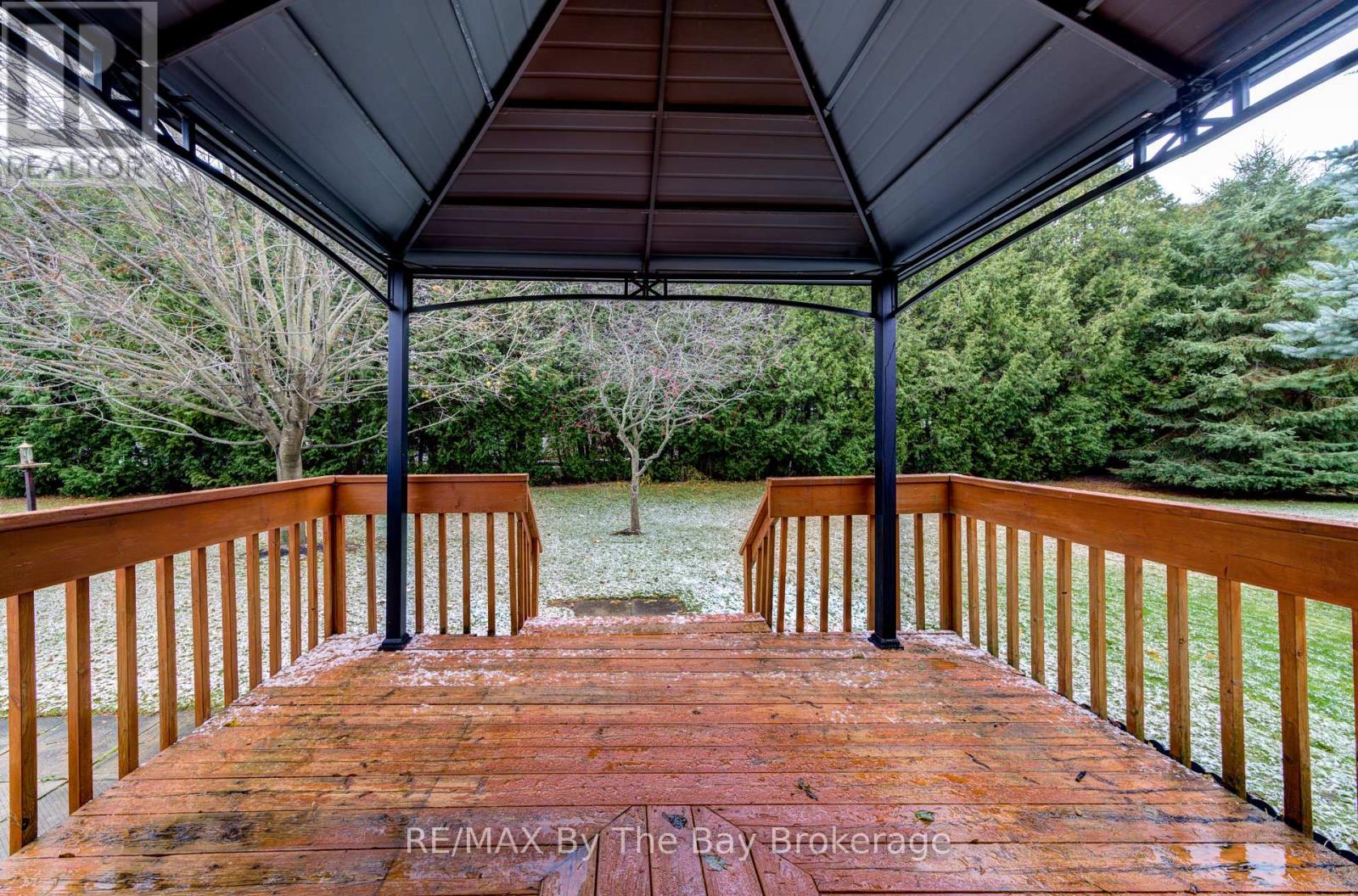 45 Indiana Avenue, Wasaga Beach, Ontario  L9Z 3A8 - Photo 32 - S12554862