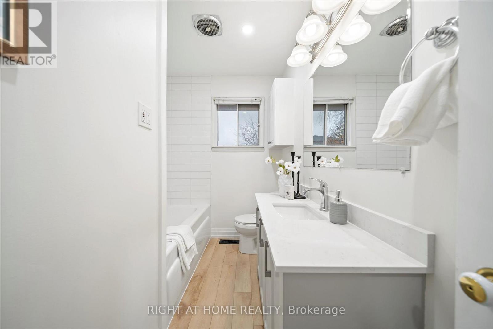 625 Central Park Boulevard N, Oshawa, Ontario  L1G 6A5 - Photo 20 - E12554672