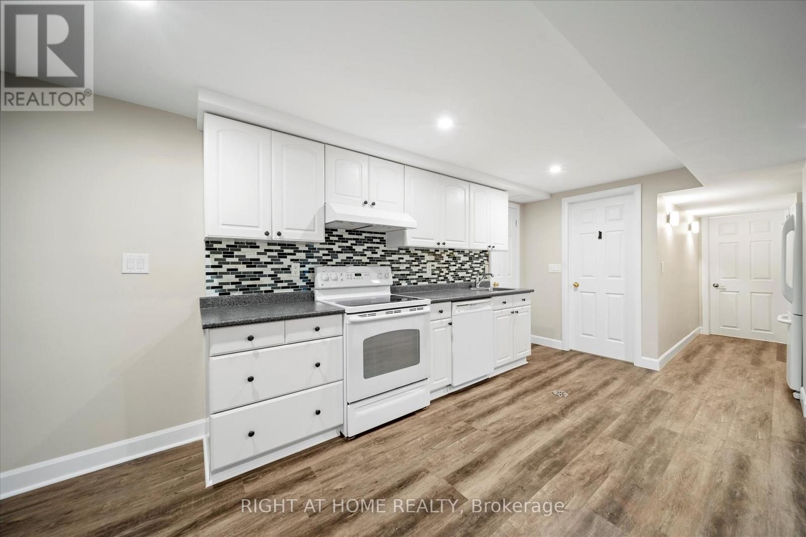 625 Central Park Boulevard N, Oshawa, Ontario  L1G 6A5 - Photo 30 - E12554672