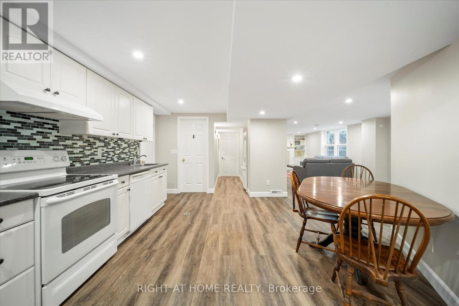 625 Central Park Boulevard N, Oshawa, Ontario  L1G 6A5 - Photo 31 - E12554672