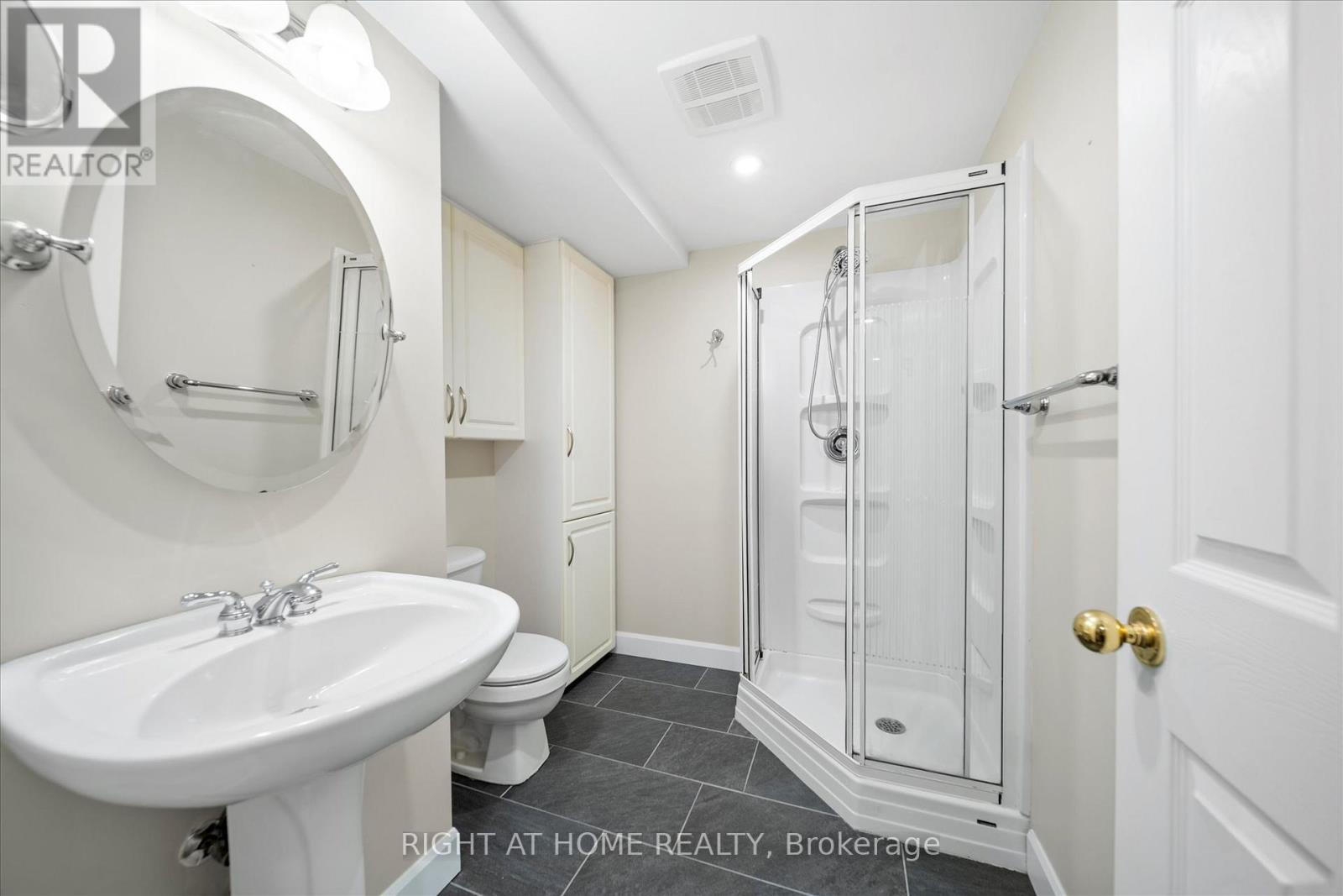 625 Central Park Boulevard N, Oshawa, Ontario  L1G 6A5 - Photo 36 - E12554672