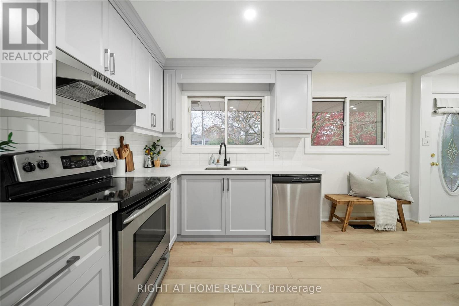 625 Central Park Boulevard N, Oshawa, Ontario  L1G 6A5 - Photo 8 - E12554672