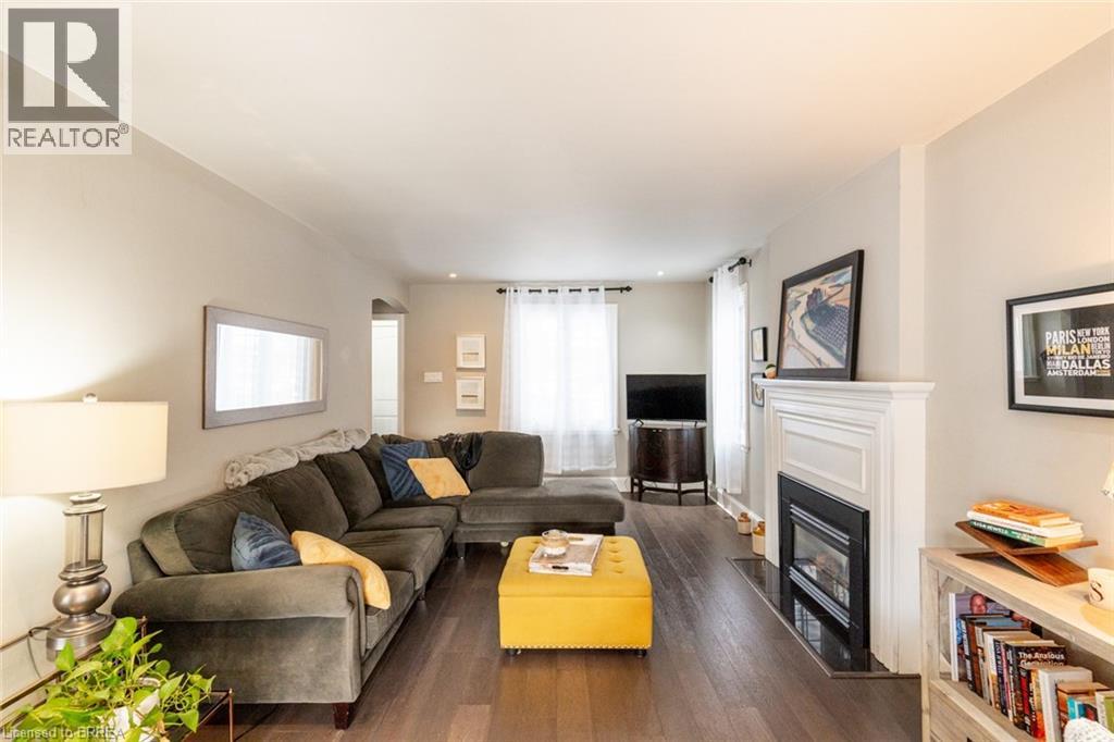 24 Lincoln Avenue, Brantford, Ontario N3T 4S4 - Photo 11 - 40787819