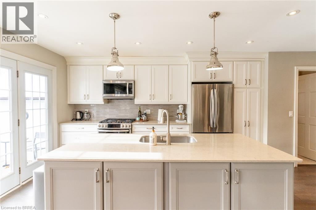 24 Lincoln Avenue, Brantford, Ontario N3T 4S4 - Photo 20 - 40787819