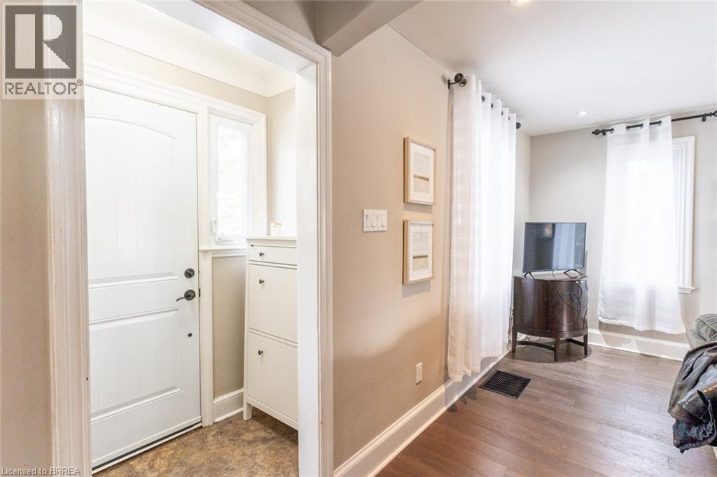 24 Lincoln Avenue, Brantford, Ontario N3T 4S4 - Photo 15 - 40787819