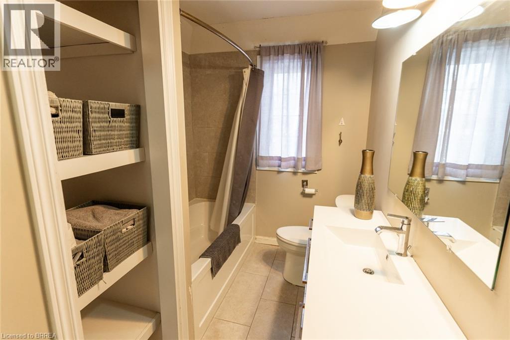 24 Lincoln Avenue, Brantford, Ontario N3T 4S4 - Photo 28 - 40787819