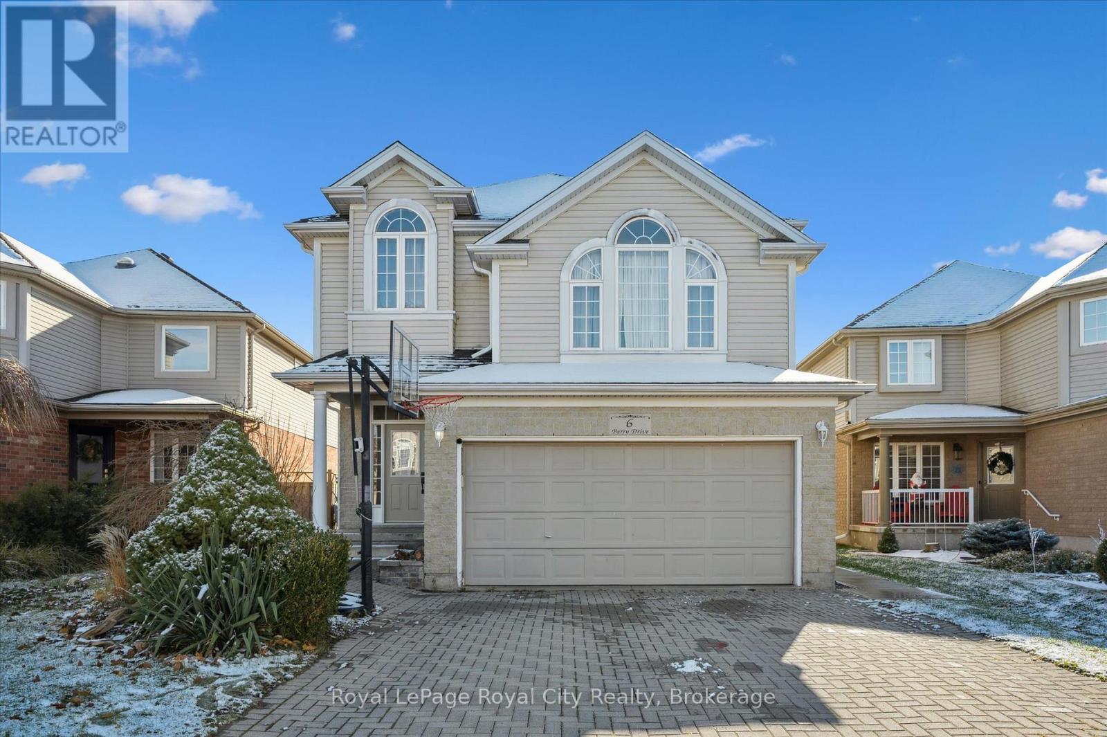 6 BERRY DRIVE, Guelph, Ontario