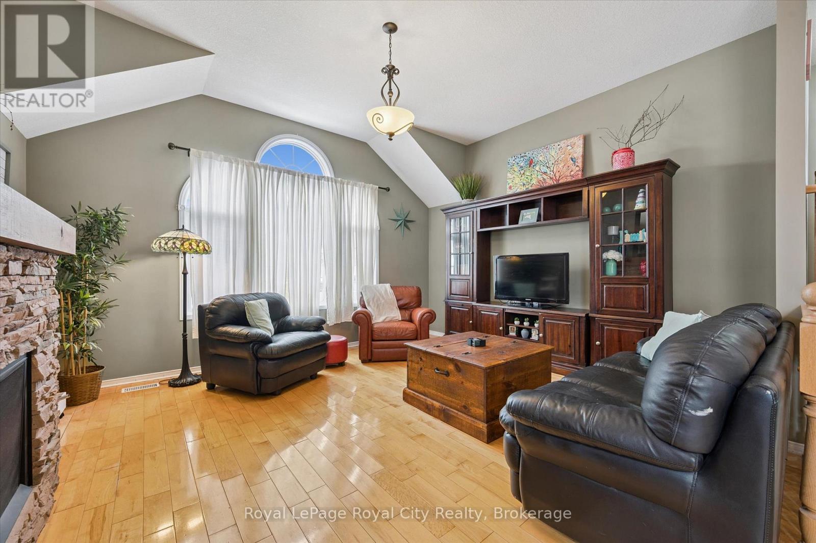 6 Berry Drive, Guelph, Ontario  N1C 1G8 - Photo 17 - X12554774