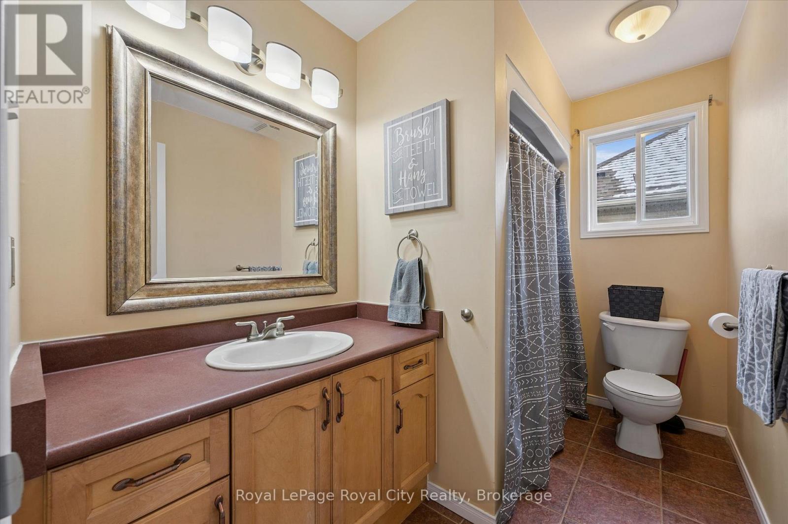 6 Berry Drive, Guelph, Ontario  N1C 1G8 - Photo 21 - X12554774